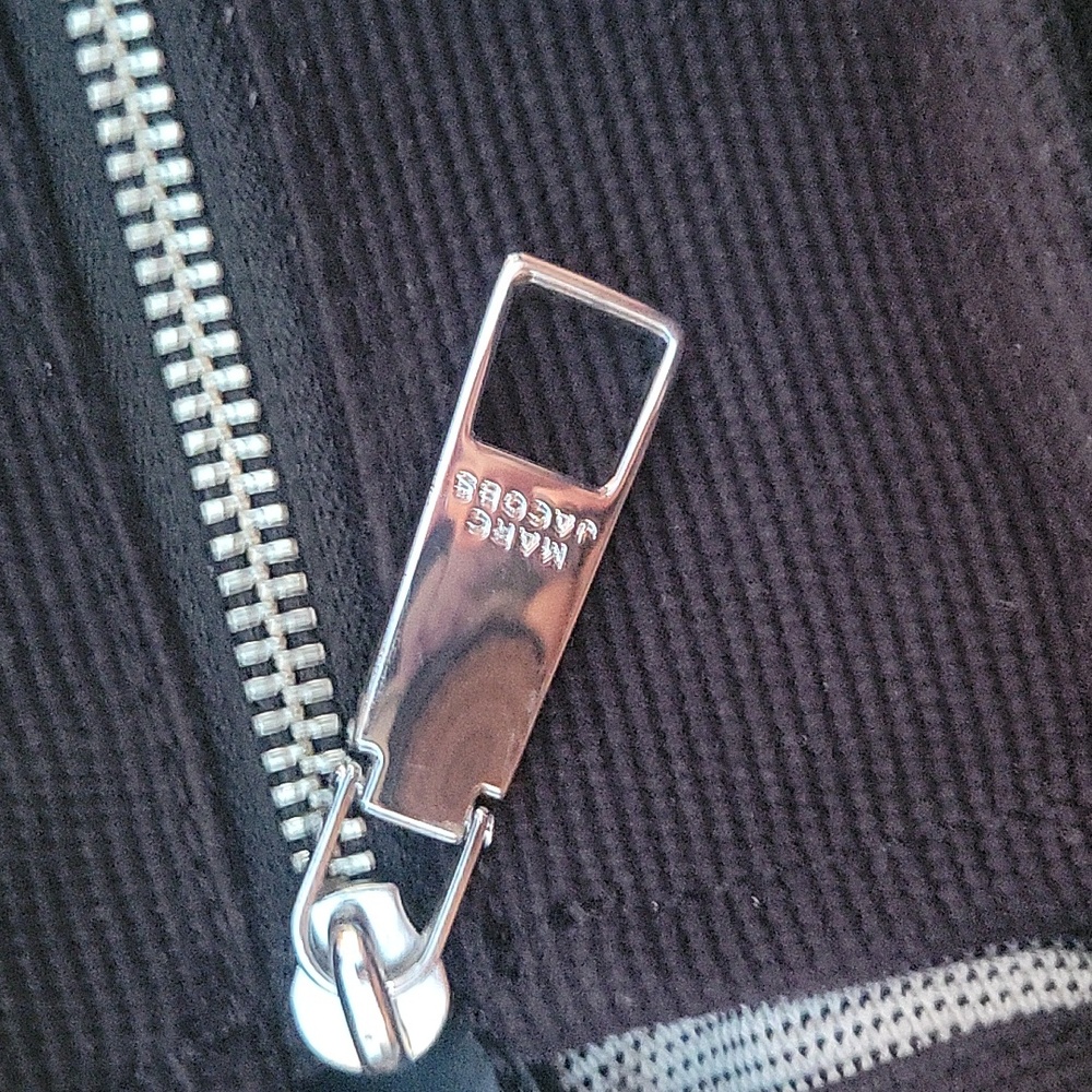 Marc Jacobs Black and White Tote Bag - Picture 12 of 12